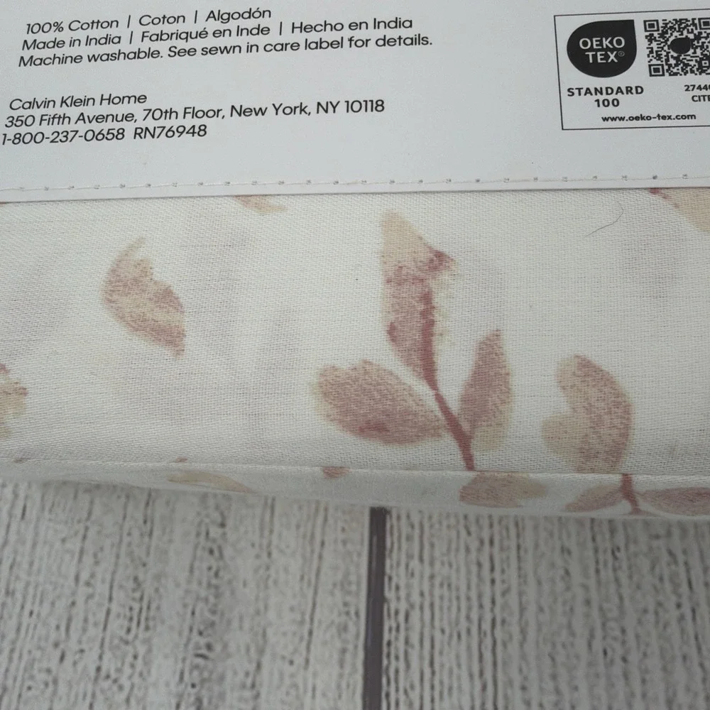 Calvin Klein Sheet Set California King Floral Cream Sateen Weave 300TC Cotton
